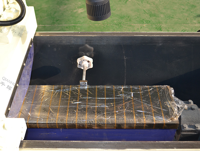 magnetic bed of blade grinder machine