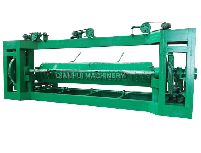 Spindle Veneer Rotary Peeling Lathe 3300m Length x φ2200mm For Face Veneer 0.2-2.6mm